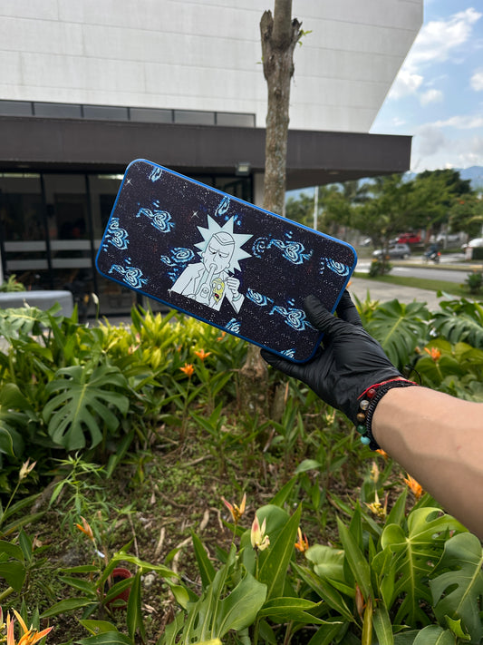 Bandeja con tapa Rick y Morty